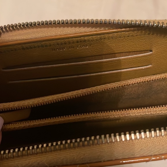 Authentic Chanel patent quilted small zip around Camel (mustard) wallet - Picture 6 of 7